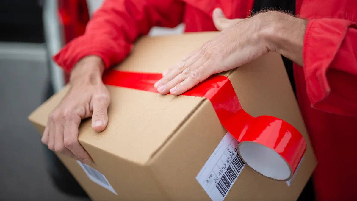 Pros and Cons of Thermal Shipping Labels